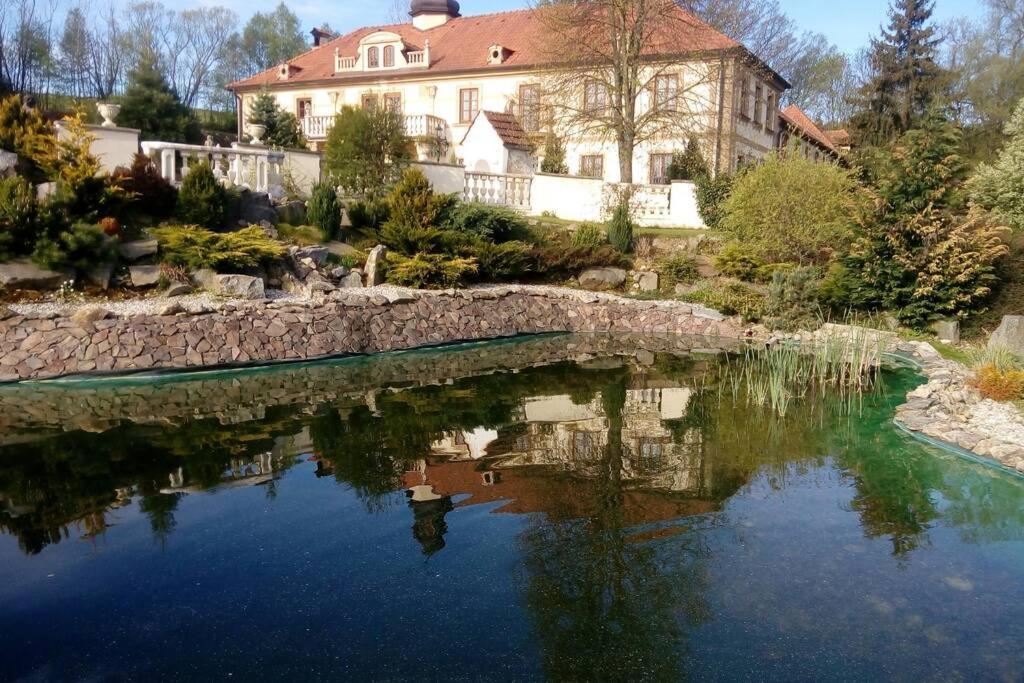 Zamecek Zdiky - Knizeci Apartman Bujanov Exterior foto