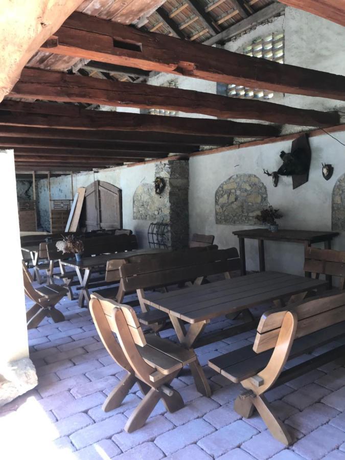 Zamecek Zdiky - Knizeci Apartman Bujanov Exterior foto